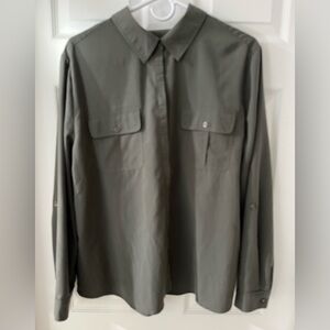 Chico's XL Green  Button Up Blouse Top Size 3 Roll Tab Pockets